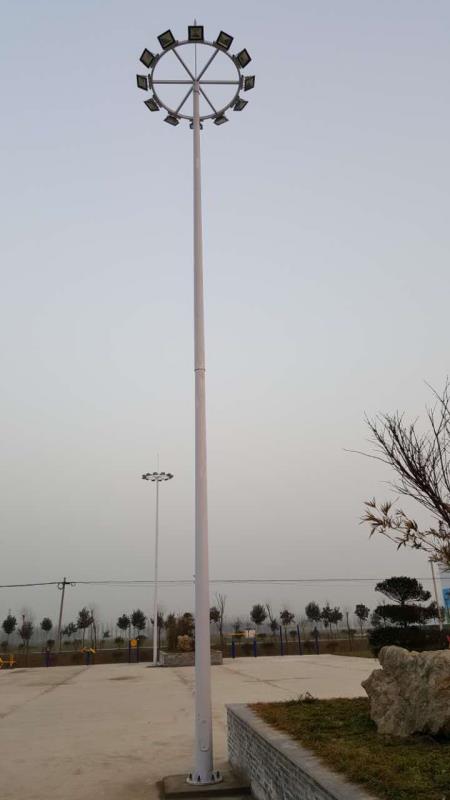 河南鄭州198組12米路燈和36組14米3火中桿燈